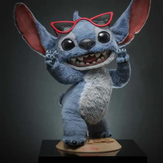Hot Toys MMS815 Stitch Collectible Figure